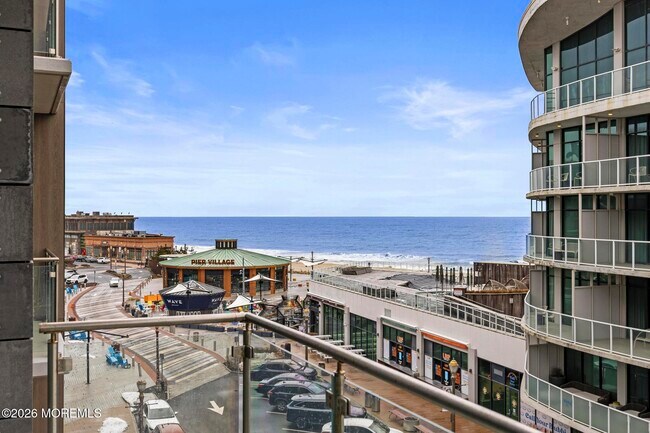 Building Photo - 15 Morris Ave