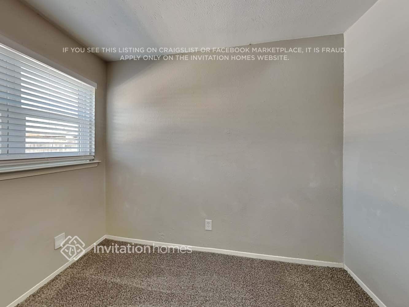 Building Photo - 807 Grassy Glen Dr