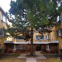 Building Photo - 7315 N Oakley Ave