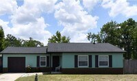 Building Photo - 120 Bent Oak Ct