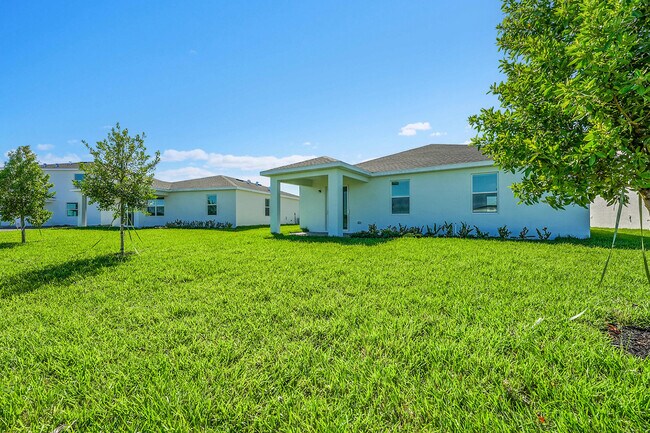 Building Photo - 3462 Cedar Grv Dr