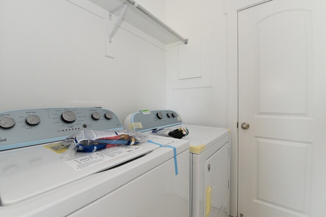 Building Photo - Beautiful Hillcrest Condo in Saratoga Springs