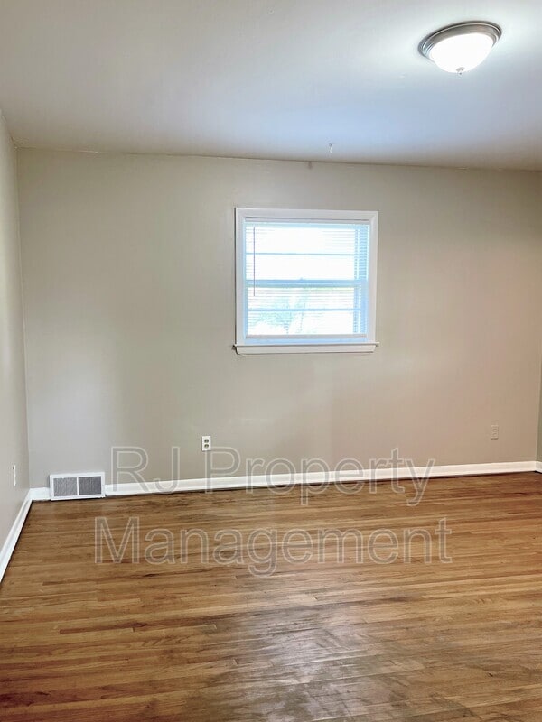 Building Photo - 1711 Goodhaven Dr