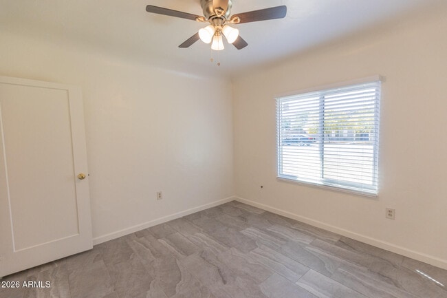 Building Photo - 330 E 14th St