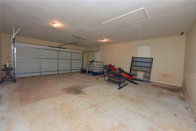 Building Photo - 54 Poplar Rd
