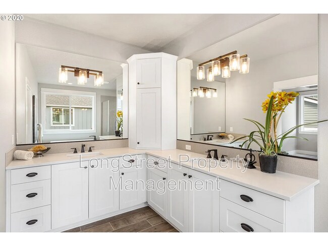 Building Photo - 4447 NW Woodgate Ave