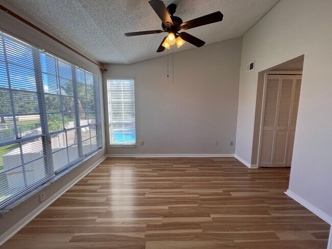 Building Photo - 4803 Normandy Pl