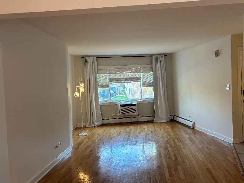 Building Photo - 4842 Conrad St