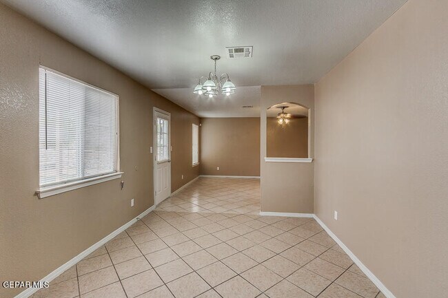 Building Photo - 12233 Iverson Ct