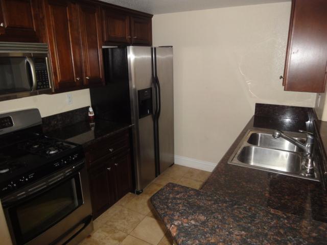 Building Photo - 3955 Nobel Dr