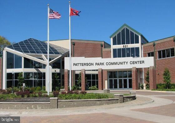 Building Photo - 1929 Gough St