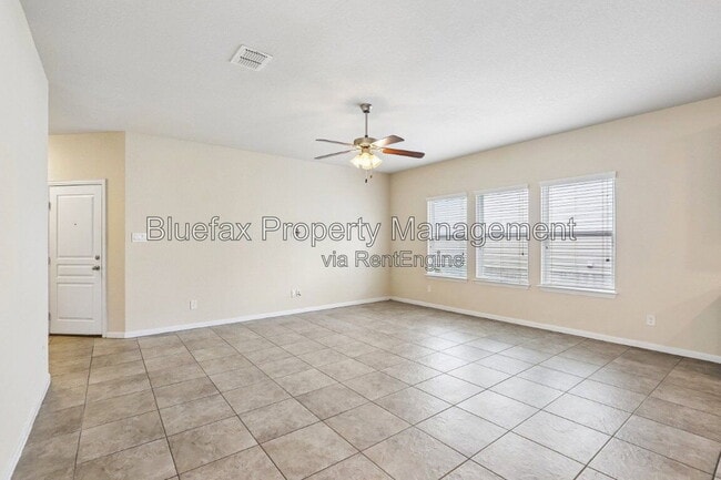 Building Photo - 1807 Golden Maple