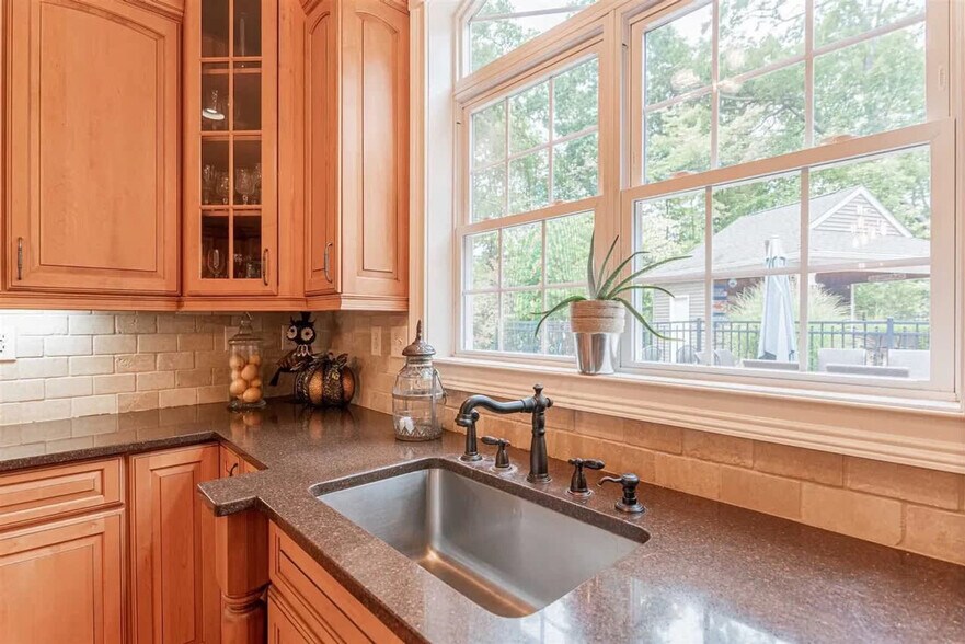 Building Photo - 45 Whitetail Rd