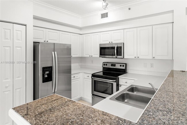 Building Photo - 6851 SW 44th St