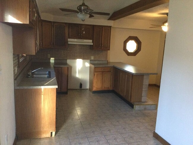 Building Photo - Charming 3-Bedroom Home with Back Deck & Central Air