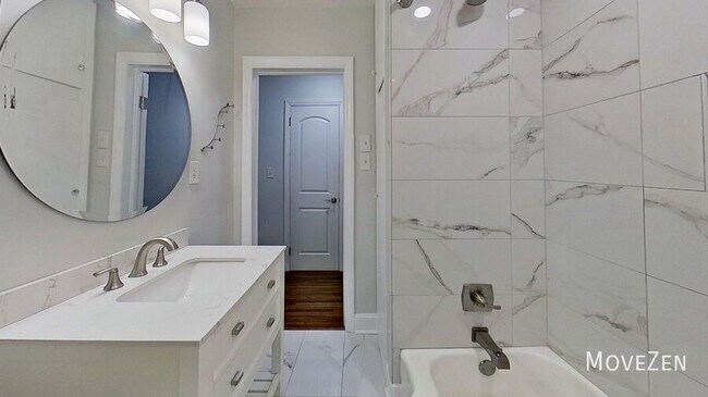 Building Photo - 1200 Dresden Dr W