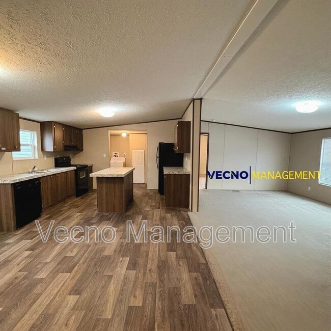 Building Photo - 842 Corinne Dr