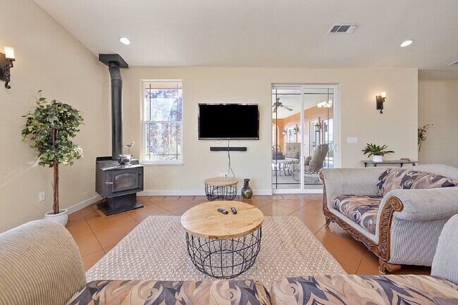 Building Photo - Luxury Hilltop Rental Retreat Overlooking the Cosumnes River Canyon