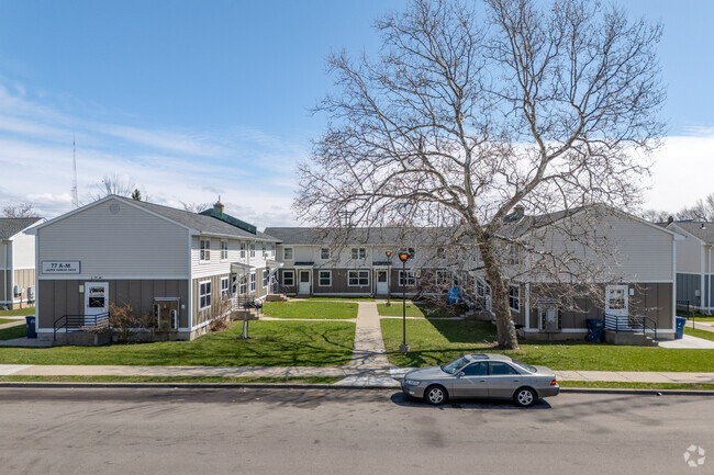 Building Photo - Jasper Parrish Place
