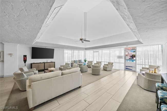 Building Photo - 200 Forest Lakes Blvd