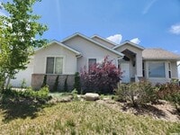 Building Photo - 213 Wagon Train Ct