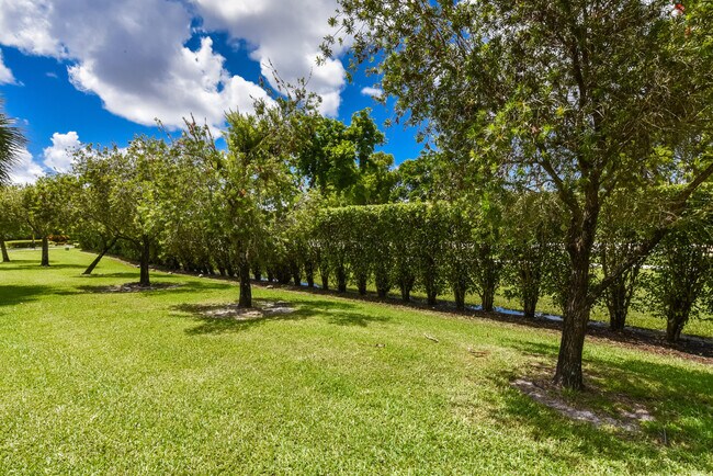 Building Photo - 10298 Hidden Springs Ct