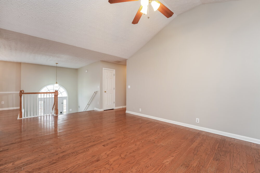 Building Photo - 335 Shadowbrooke Cir SW