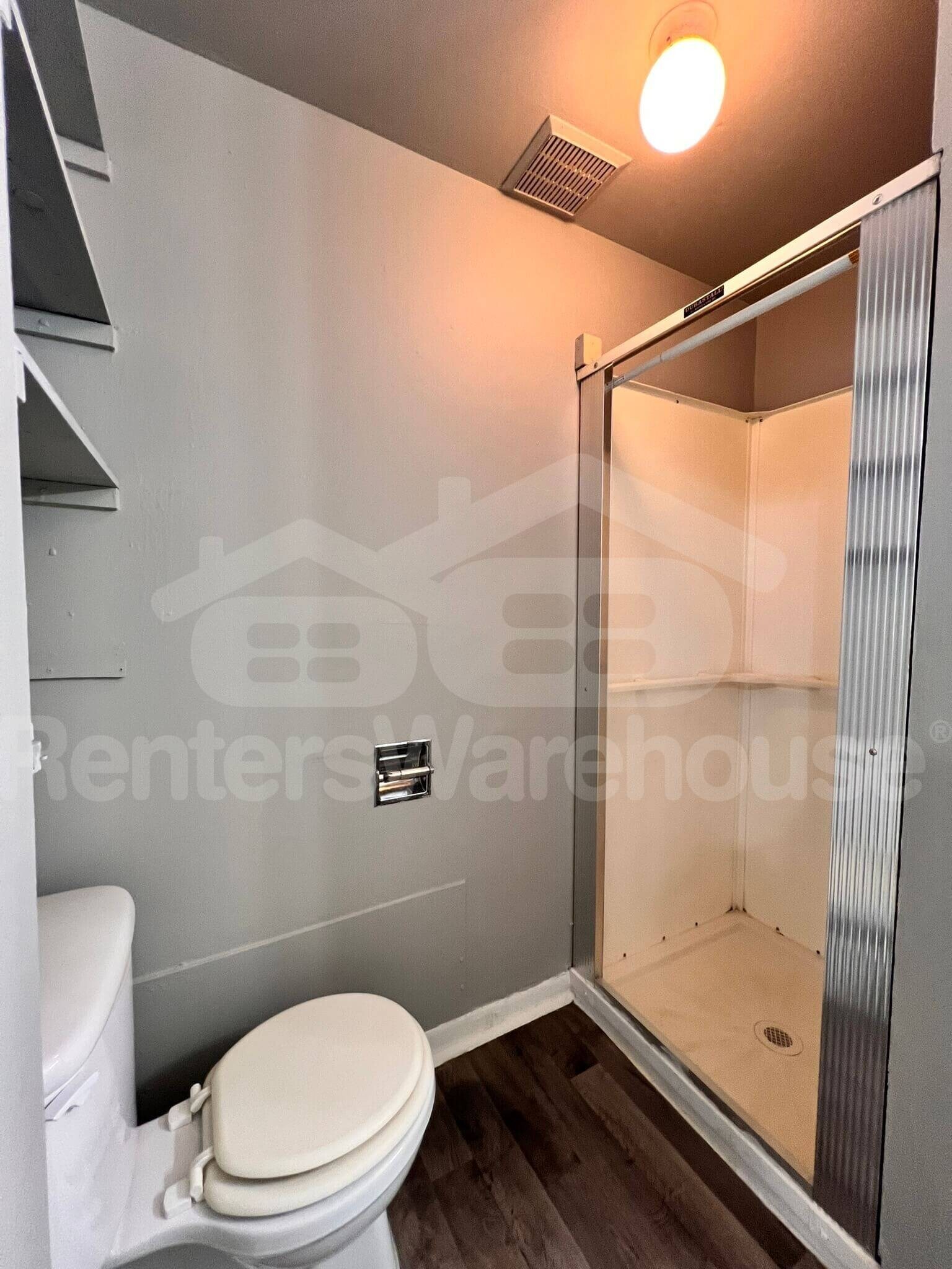 Building Photo - 3419 1st St