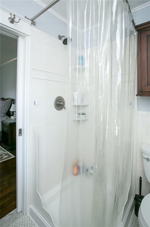 Building Photo - 17 Annandale Terrace