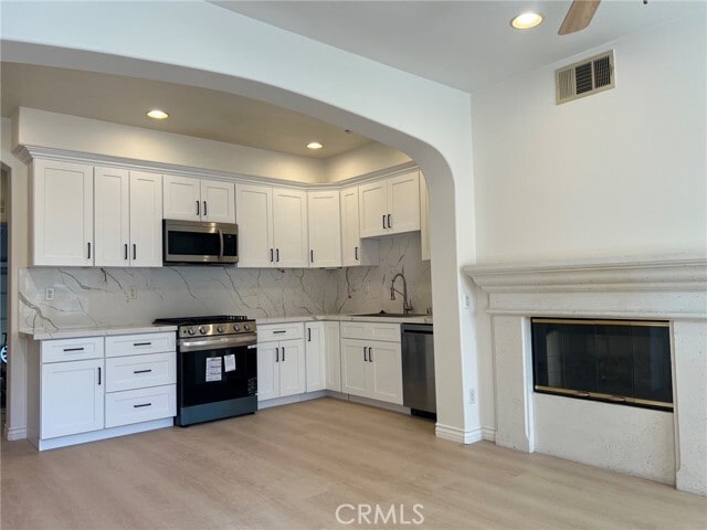 Building Photo - 149 Topaz