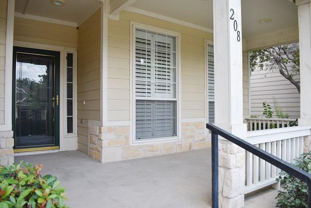 Building Photo - 208 Silver Oak Dr