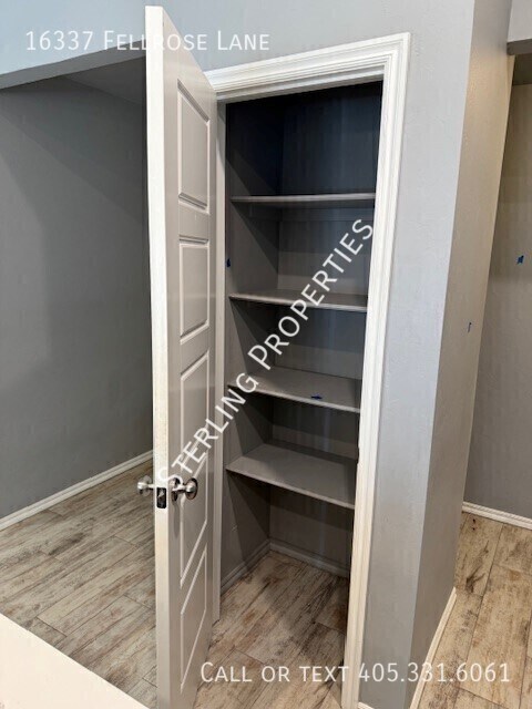 Building Photo - 16337 Fellrose Ln