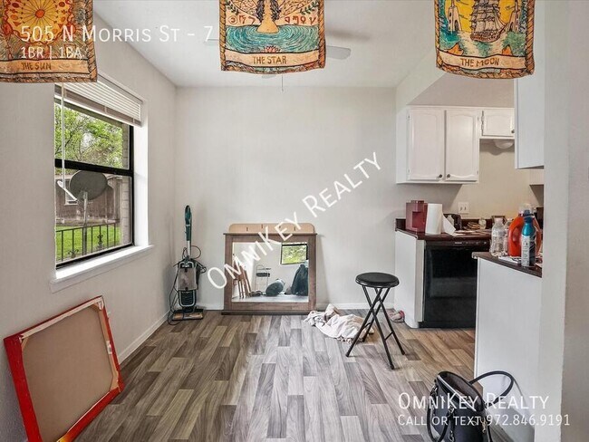 Building Photo - 505 N Morris St