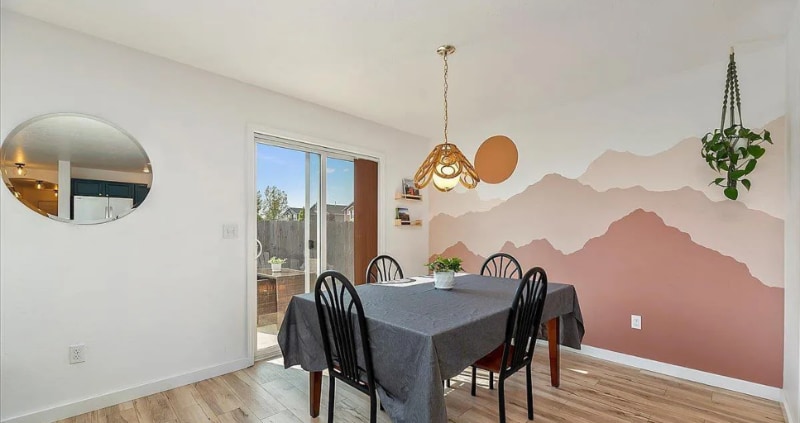 Building Photo - 765 SW Portal St