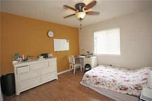 Building Photo - 2105 Woodston Dr
