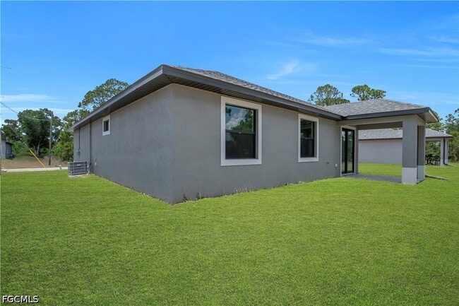 Building Photo - 6007 Kumquat Cir