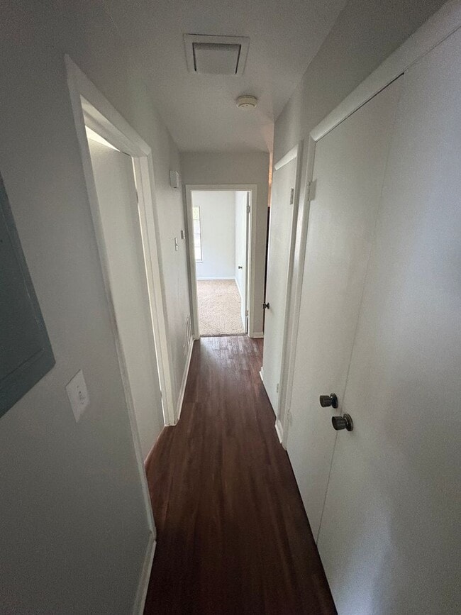 Building Photo - 12723 Longivew Dr W