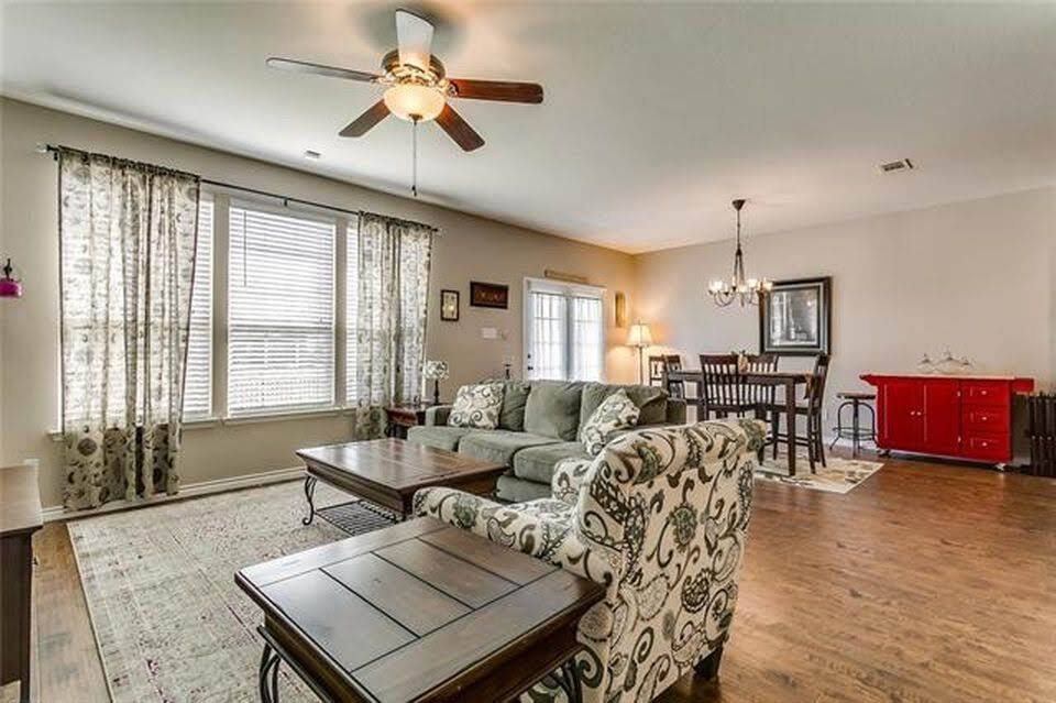 living dinning area staging 2 - 9032 Yellow Cedar Trl