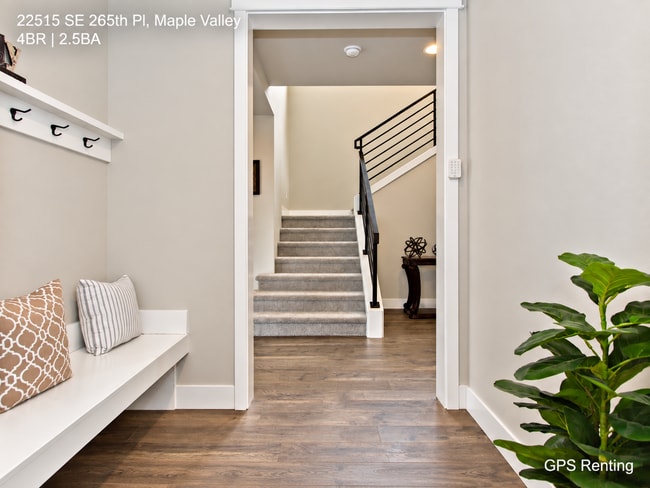 Building Photo - 22515 SE 265th Pl