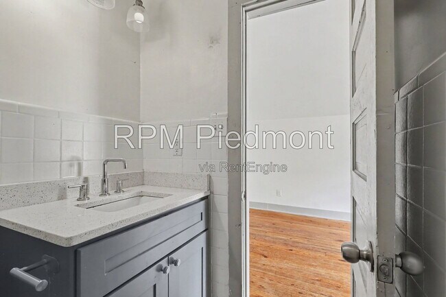 Building Photo - 931 Oglethorpe Ave SW