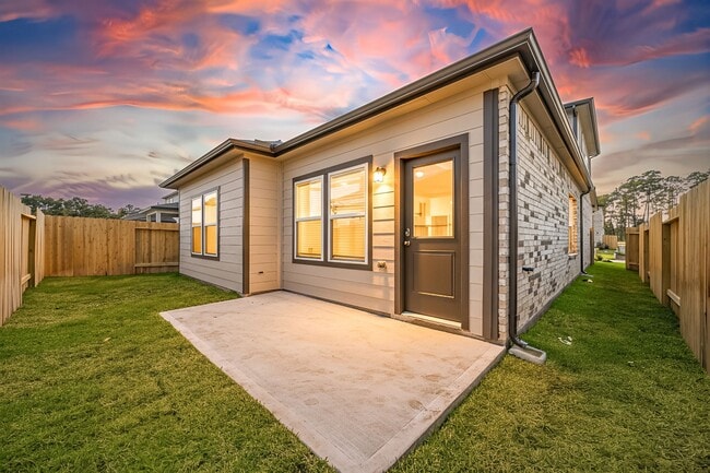 Building Photo - 302 Brazen Forest Trl