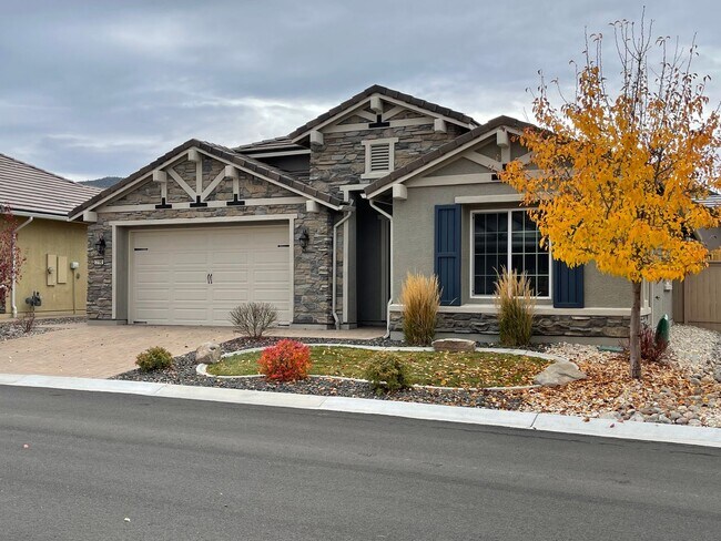Building Photo - Beautiful Home in 55+ Community