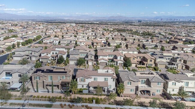 Building Photo - 367 Pollino Peaks St