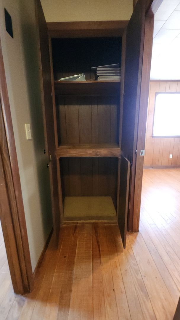 Building Photo - 605 N Front St