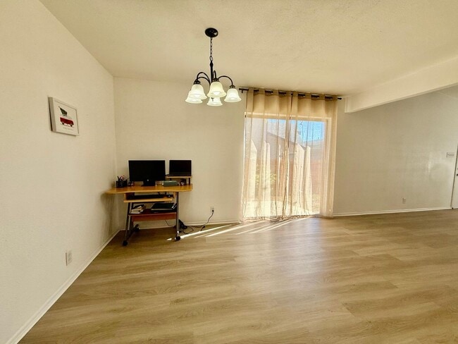 Building Photo - Move-In Ready! Stunningly Remodeled 2-Bedr...