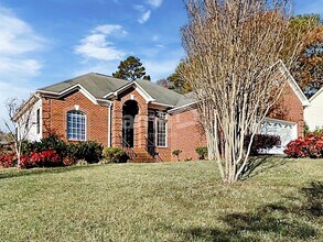Building Photo - 4700 Greenfield Way Dr
