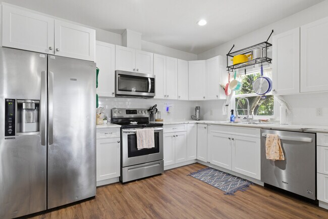 Building Photo - 3203 N Bailey St