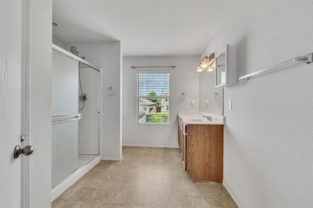 Building Photo - 2141 Franks St