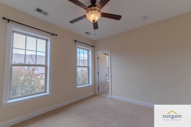 Building Photo - 11227 Terrace Ln