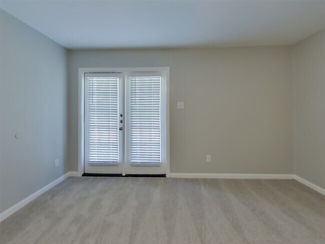Building Photo - 23048 Shakespeare Dr